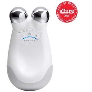 NuFace White Skincare Tool